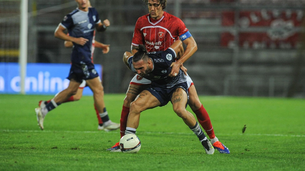 L'articolo analizza le prestazioni dei giocatori del Colombi nella partita contro il Perugia. Cernigoi si distingue con una doppietta e un lavoro prezioso per la squadra. Garetto segna il gol decisivo.