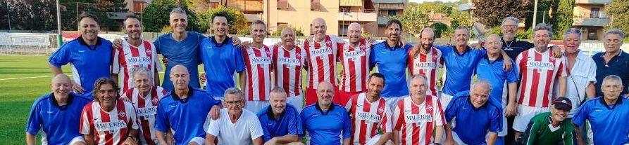 https://sport.quotidiano.net/image-service/view/acePublic/alias/contentid/OGRkZTg0ZTMtOWZiNC00/0/muraglia-vecchie-glorie-in-campo-vince-lo-spirito-di-squadra.jpeg