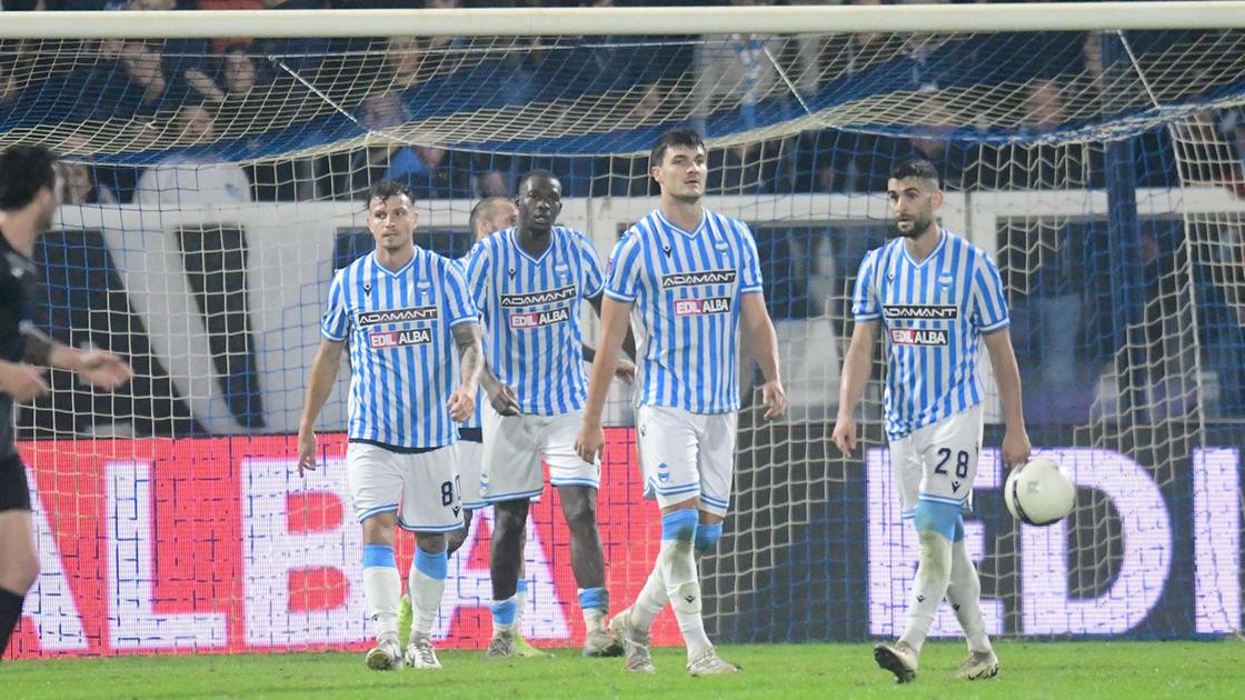 Spal, emergenza assoluta a centrocampo. Radrezza e Buchel insieme non convincono