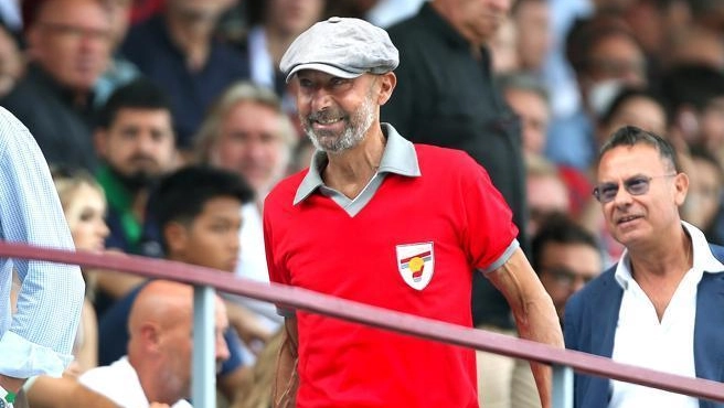 Gianluca Vialli durante una delle sue ultime apparizioni allo “Zini“ di Cremona