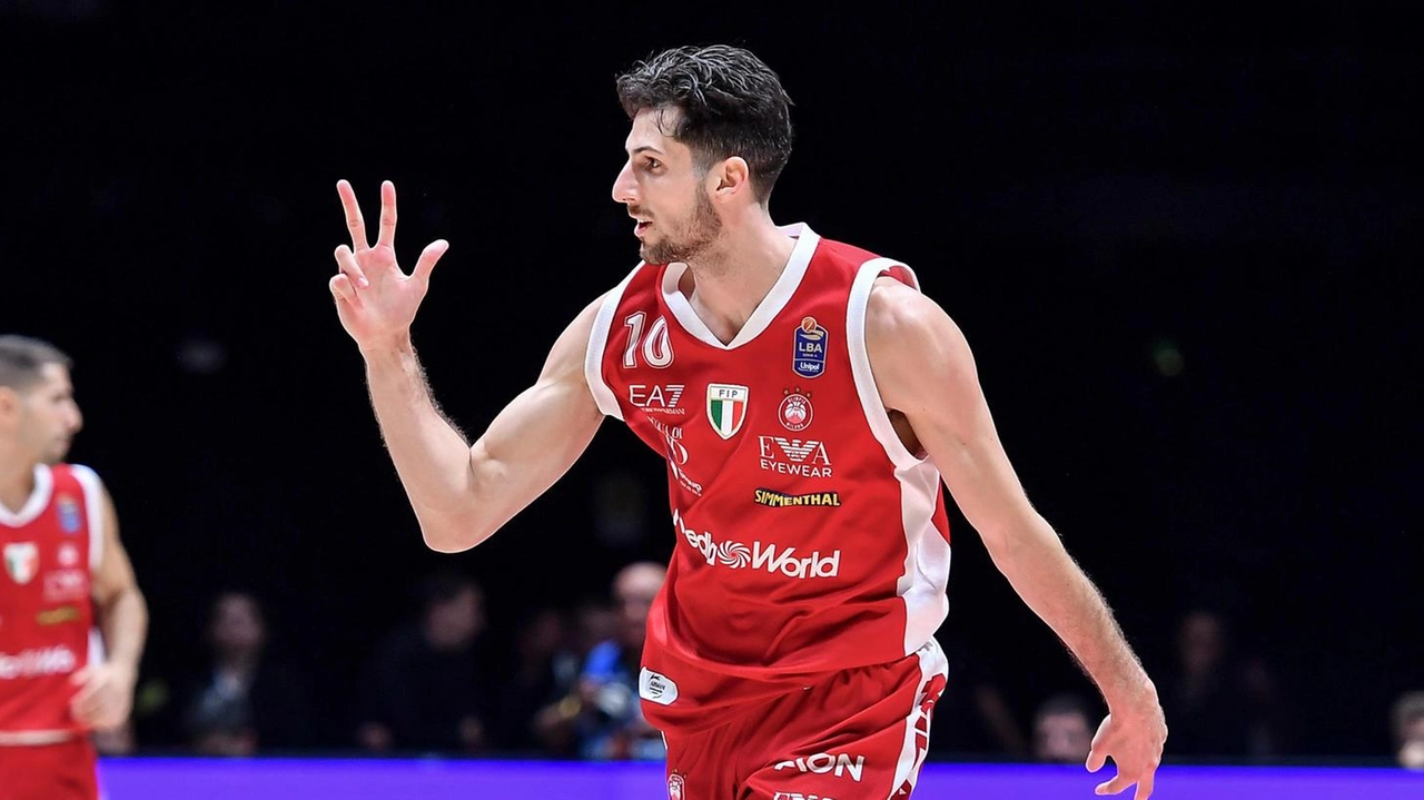 Leandro Bolmaro, playmaker dell’Olimpia Milano, torna a disposizione di Messina