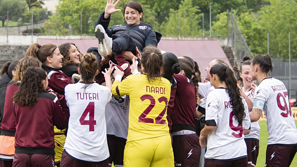 Calcio donne serie B: obiettivo raggiunto dopo il successo sul Pavia. Razzolini regala la salvezza. La festa amaranto può iniziare