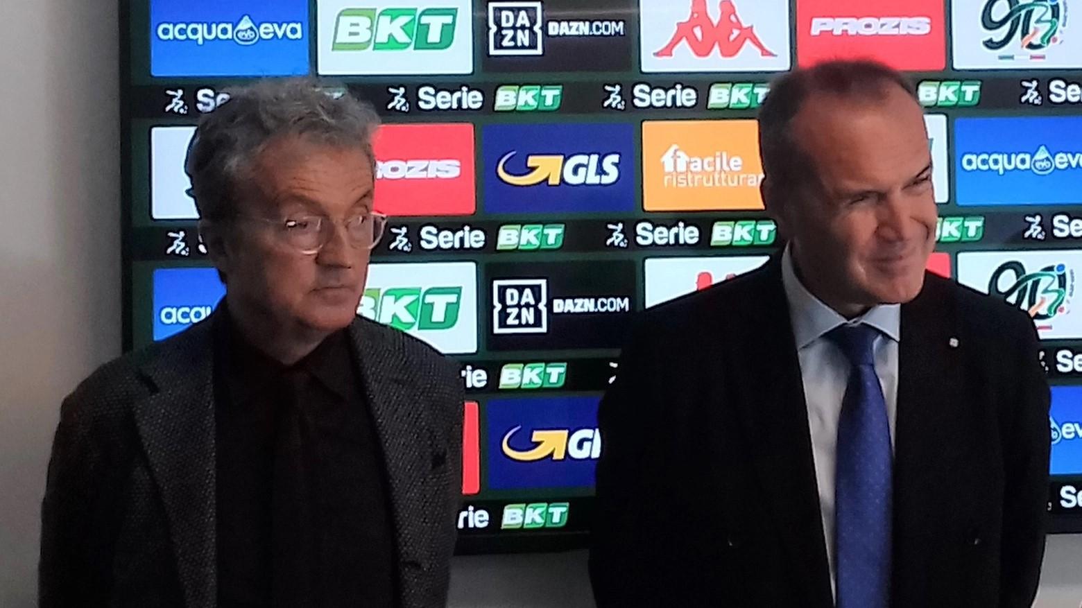 https://sport.quotidiano.net/image-service/view/acePublic/alias/contentid/OWM1YTA4MDQtYTcyOC00/0/il-presidente-corrado-con-mauro-balata.jpeg