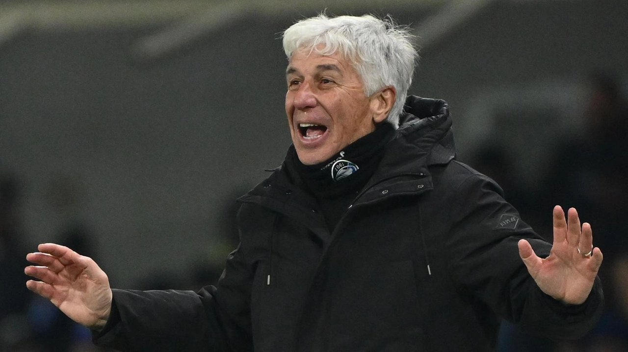 Gian Piero Gasperini, 66 anni, ha l’occasione di chiudere l’anno in vetta alla serie A