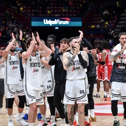 Basket, Serie A: dieci e lode per Trento. La Virtus vince il "derby d'Italia" con Milano