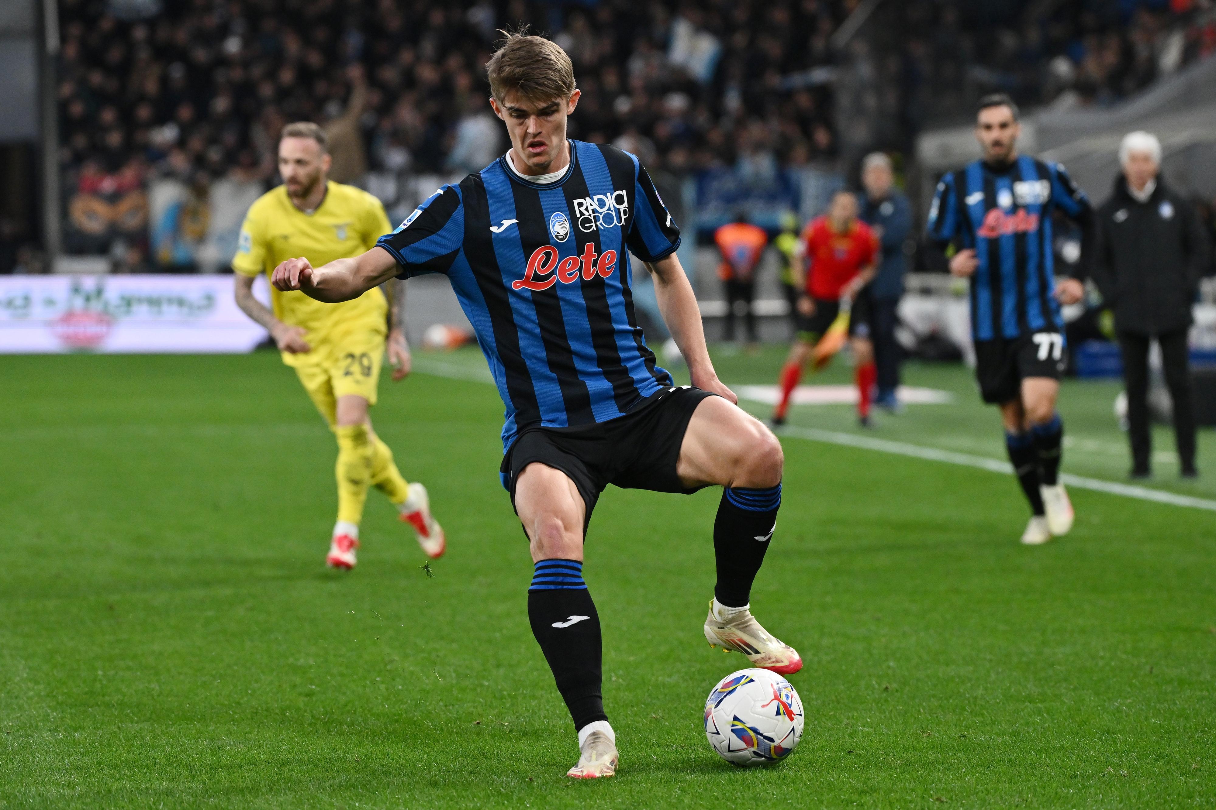 Atalanta, per De Ketelaere lesione all’adduttore: salterà il Bologna e il Milan Atalanta, per De Ketelaere lesione all’adduttore: salterà il Bologna e il Milan