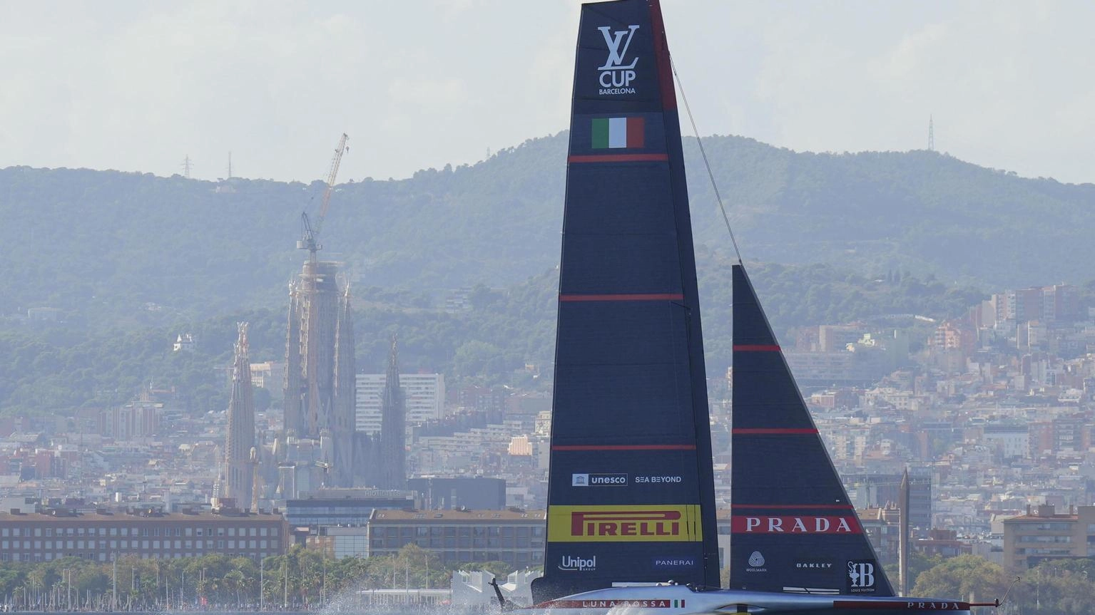 Ineos domina ed esulta. Ora c’è da battere Alinghi