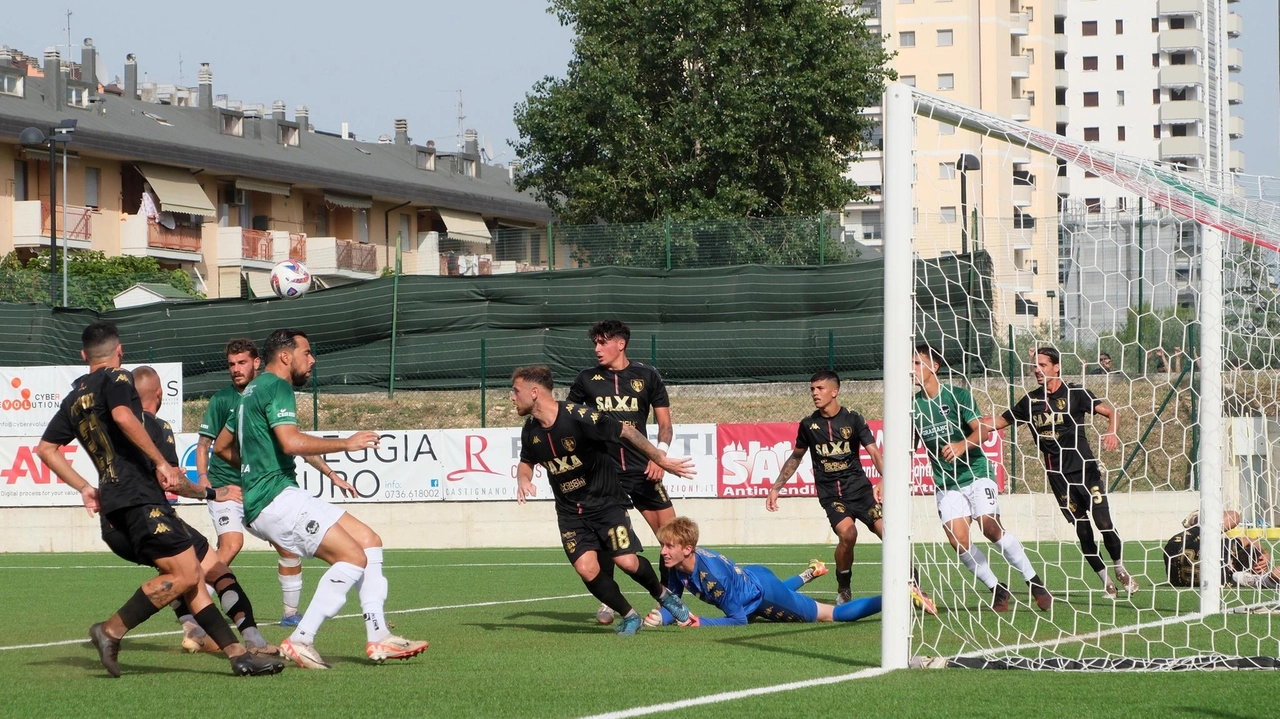 Partita senza grandi emozioni al campo ‘Don Mauro Bartolini’ di Monticelli. L’Atletico Ascoli non riesce a sfondare e gli ospiti non ne approfittano.