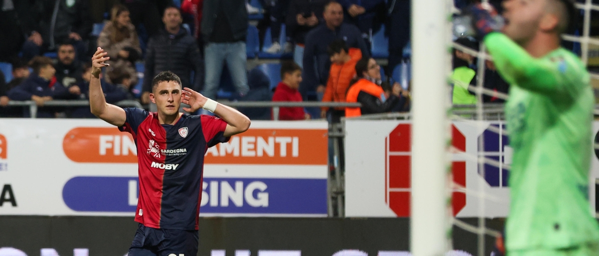 Il Cagliari batte il Verona 1-0, decide Piccoli. Crisi per Zanetti