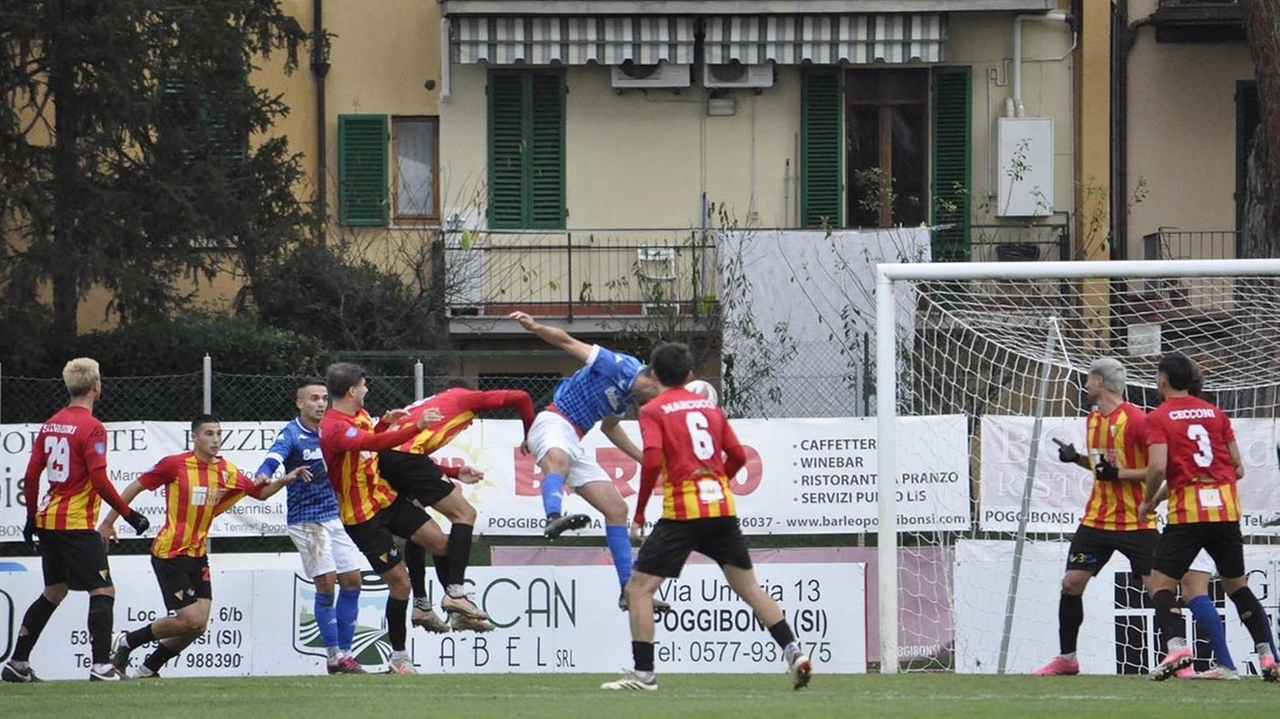 POGGIBONSI 1 SANGIOVANNESE 2 POGGIBONSI (4-3-3): Pacini; El Dib, Borri, Fremura, Cecconi; Salvadori (59’ Massai), Mignani, Marcucci; Bellini, Vitiello, Belli (76’ Valori). A...