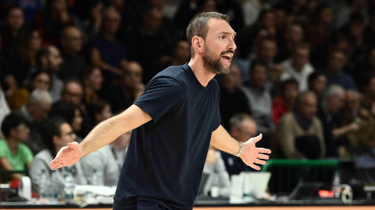 Big match al PalaLeonessa tra Germani Brescia e Virtus Bologna, con i bianconeri favoriti nei precedenti. Coach Poeta pronto a sfidare la squadra di alto livello di Bologna.