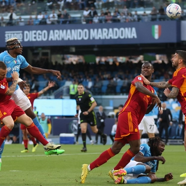 Napoli-Roma 2-2: pareggio spettacolare al Maradona