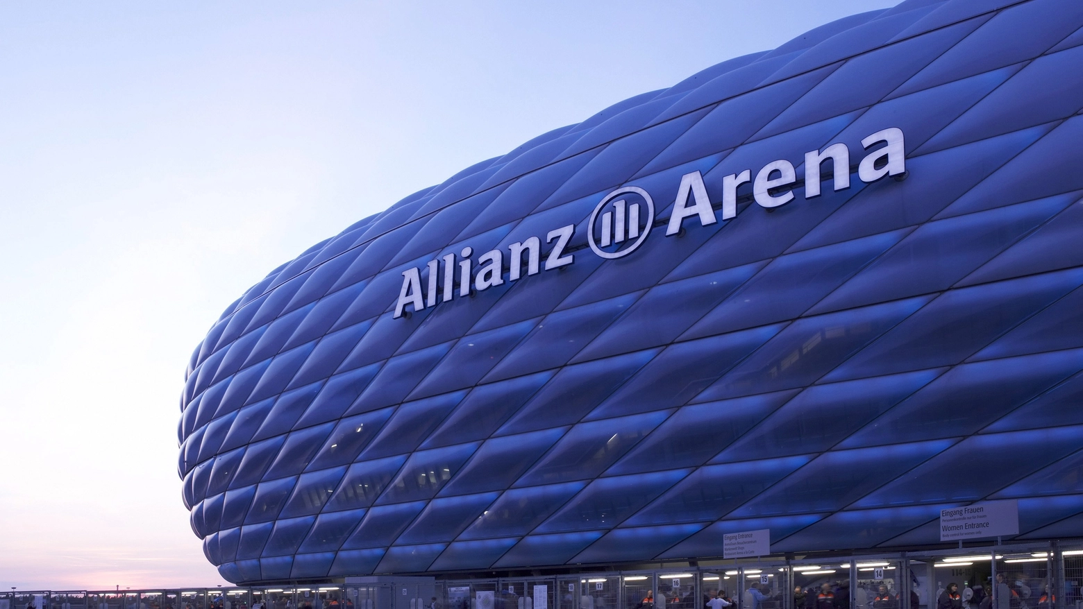 Allianz Arena di Monaco di Baviera (foto Mondadori)