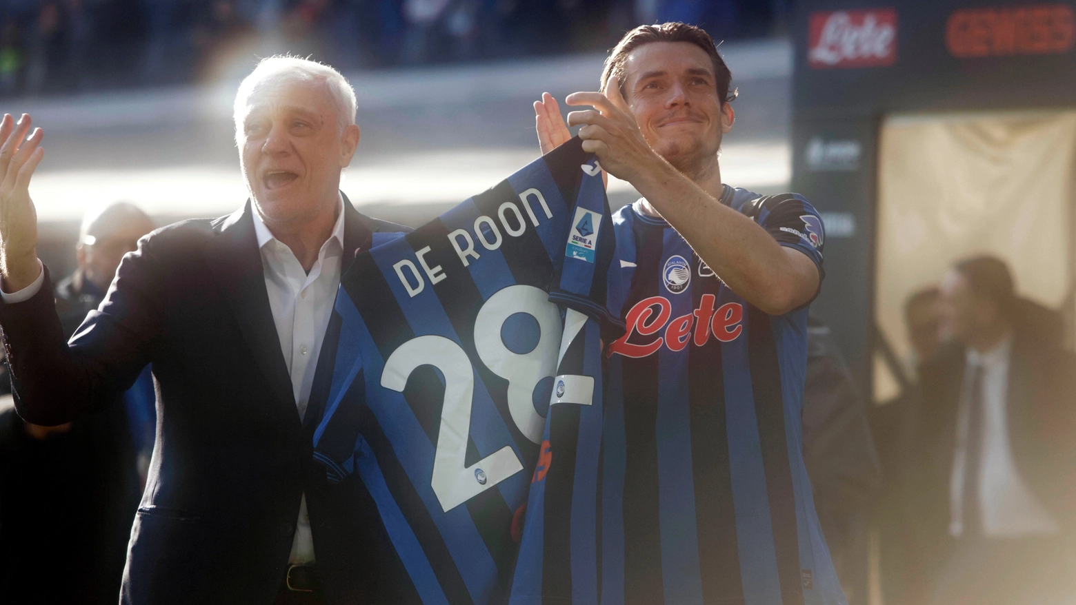 Il presidente  Antonio Percassi e  Marten De Roon