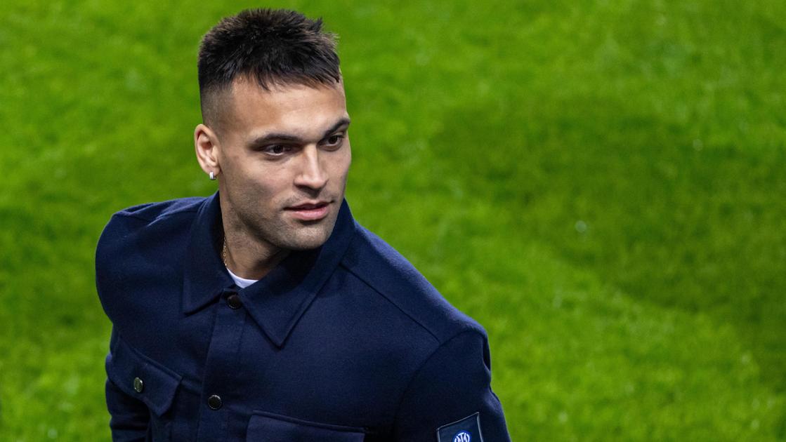 https://sport.quotidiano.net/image-service/view/acePublic/alias/contentid/Y2U5Yzc2MjAtY2Y1My00/0/lautaro-martinez.jpeg?f=16:9&w=1200&h=630