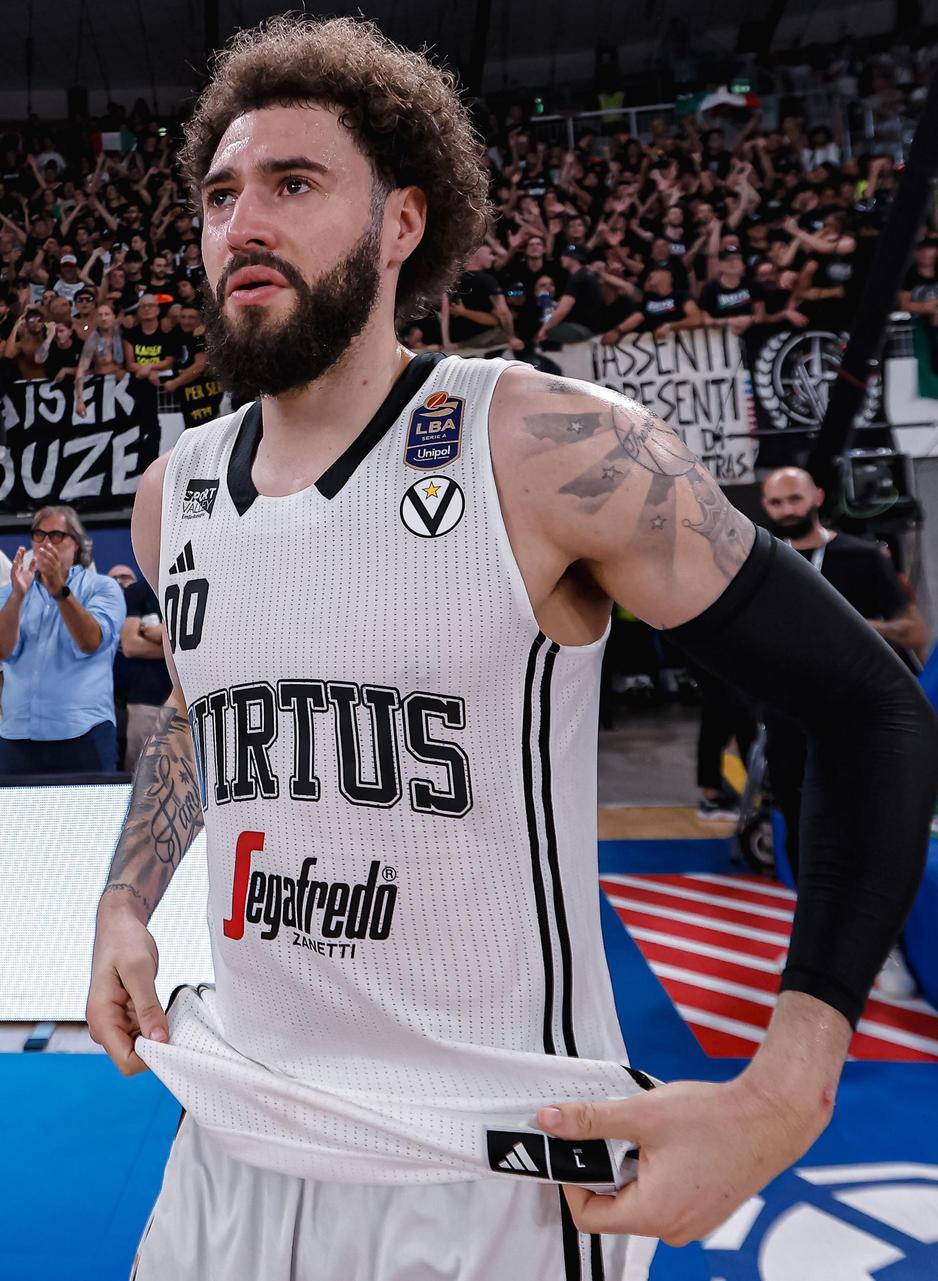 v nera pronta la versione 20 shengelia cordinier e beli ai saluti entrano niang procida e alston jr