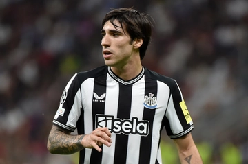 Tonali, nuove accuse: 50 scommesse sul calcio appena arrivato al Newcastle. Rischia un altro stop