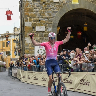 Ciclismo: all'irlandese Conor Murphy l'Eroica Juniores a Montalcino