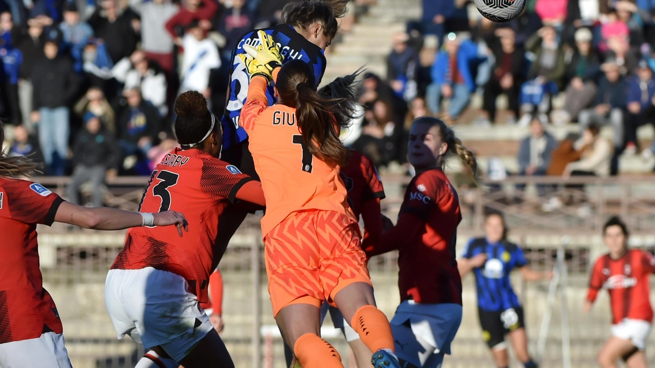 Il calendario offre subito un derby interessante fra rossonere e lariane. Le nerazzurre invece sfideranno la Sampdoria per tastare le proprie ambizioni. Squadra che pare rinforzata con l’arrivo del terzino della nazionale Bartoli. Il calendario offre subito un derby interessante fra rossonere e lariane. Le nerazzurre invece sfideranno la Sampdoria per tastare le proprie ambizioni. Squadra che pare rinforzata con l’arrivo del terzino della nazionale Bartoli.