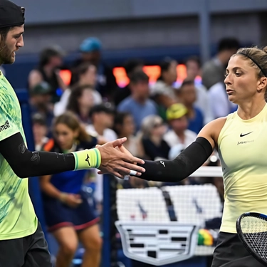 Sarita e Wave, la strana coppia. Dalle Olimpiadi al sogno Slam, il doppio misto azzurro nel mito. Due amici a caccia di un titolo