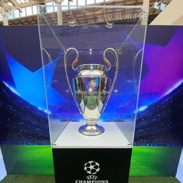 Il trofeo sarà esposto oggi e domani nei locali Sky del centro commerciale Shopville Gran Reno. La Champions sbarca in città