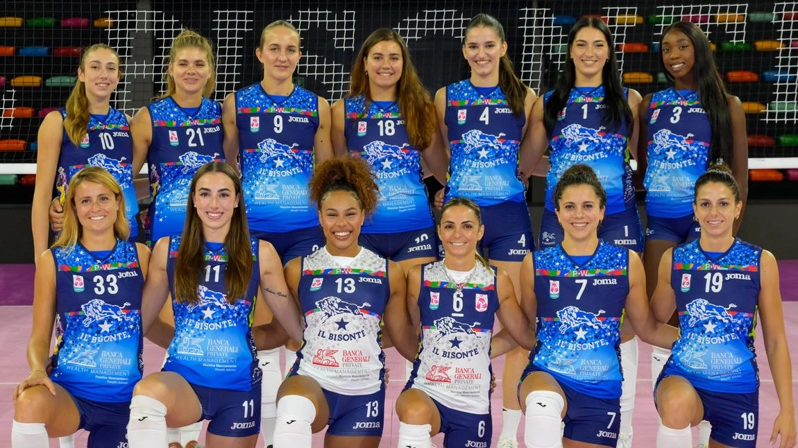 Il Bisonte Firenze presenta una squadra rinnovata per la stagione 2024-25, puntando su giovani talenti e esperienza. Nuovo allenatore e roster ambizioso per puntare ai playoff.