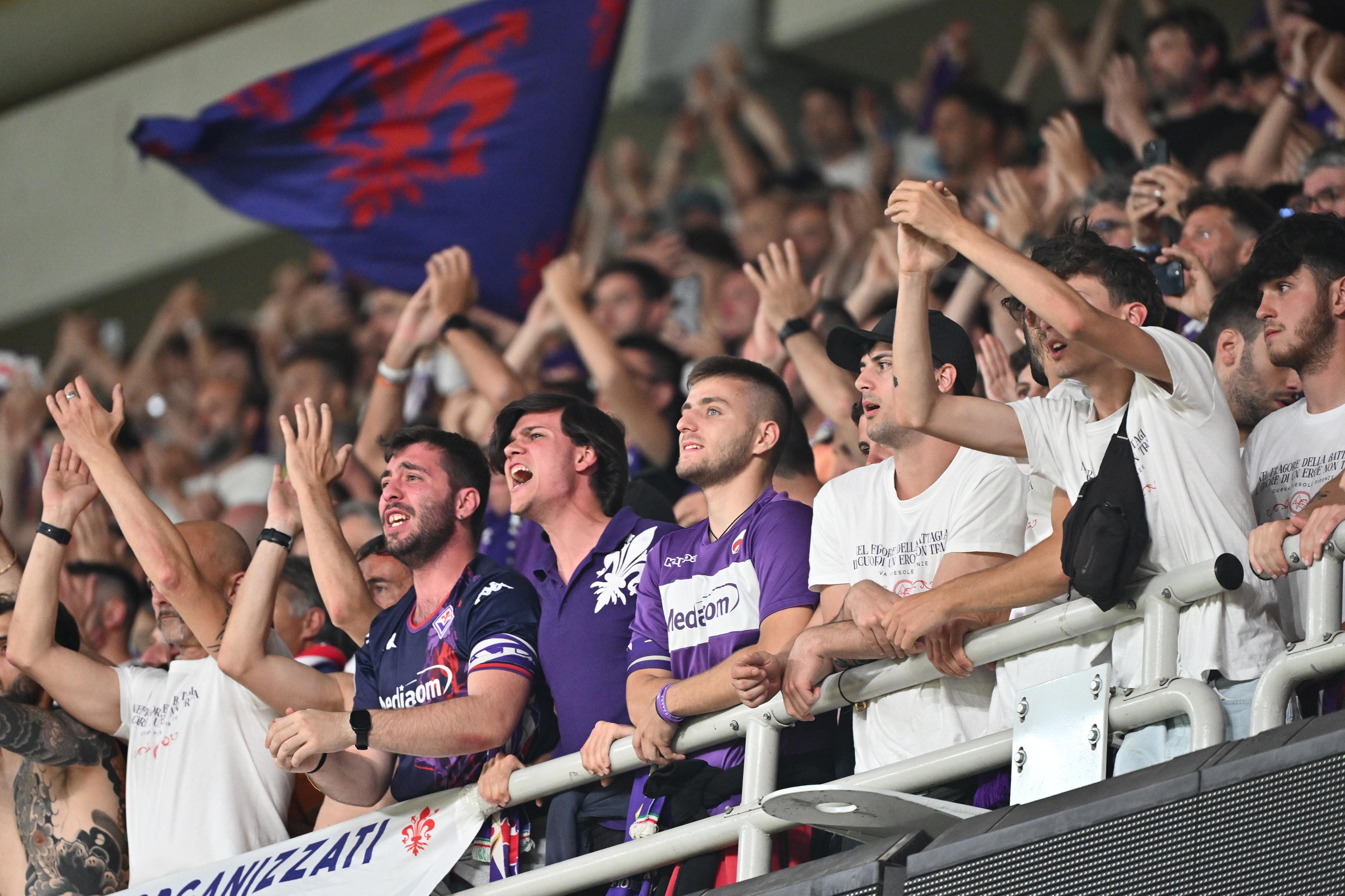 L’allenamento al Viola Park. Test con la Primavera. Gudmundsson in campo