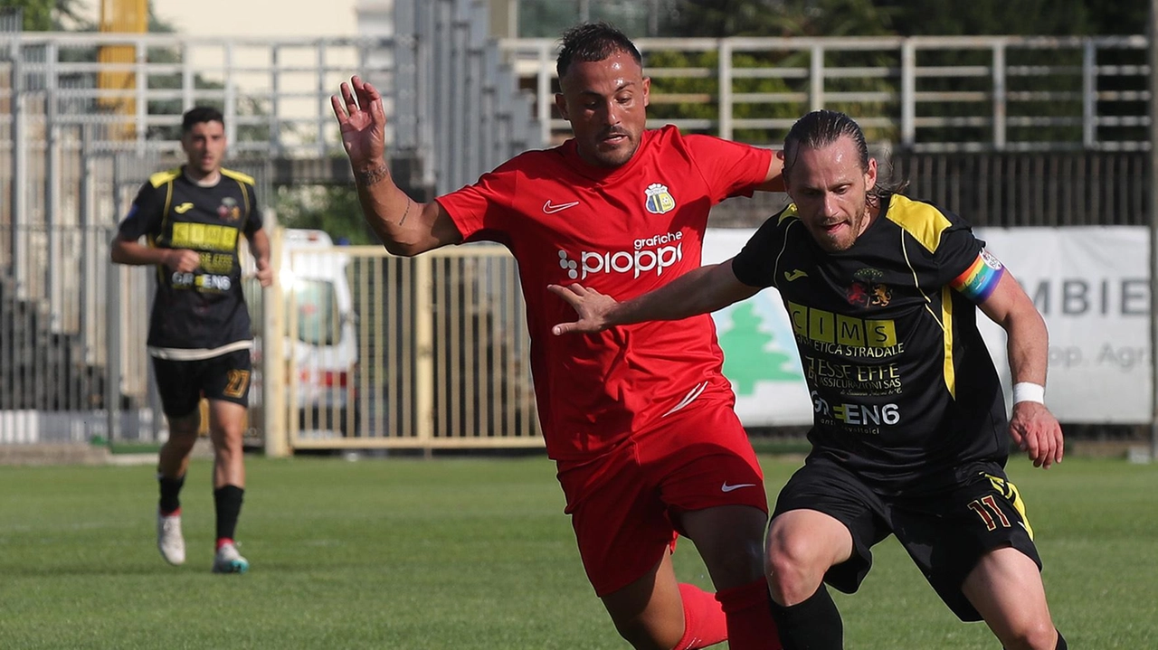 Paolo Rrapaj, capitano e leader del Ravenna (foto Zani)