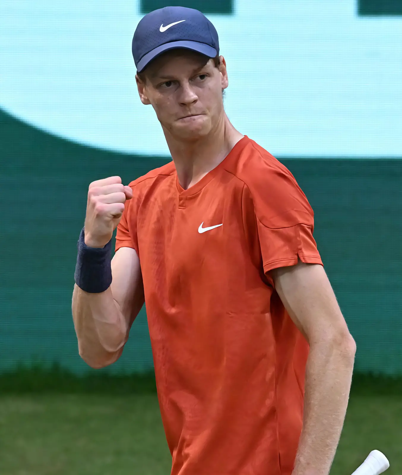 Sinner, assalto a Wimbledon: "Jannik campione totale perché migliora sempre"