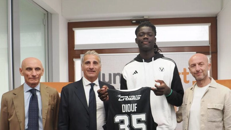 Serie A Il centro di origine senegalese ha avuto un approccio molto umile "Qua ci sono campioni come Shengelia e Clyburn. Mi aiuteranno a crescere".