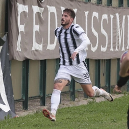 La Robur sarà in campo senza Semprini. Vietato sbagliare contro la Fezzanese