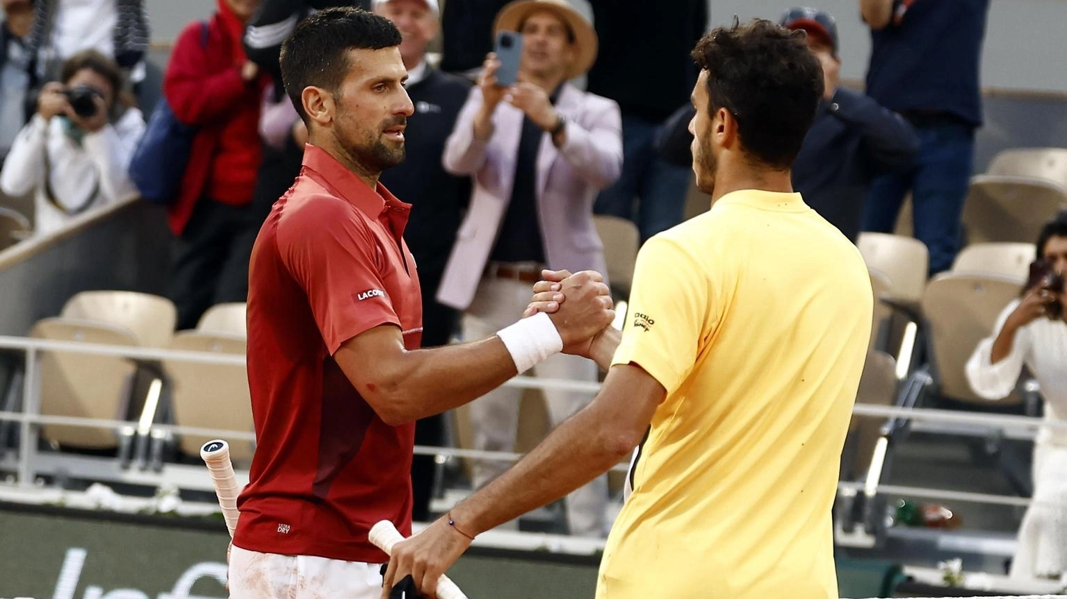 Roland Garros:Djokovic 'non so come ho fatto,grazie al pubblico'