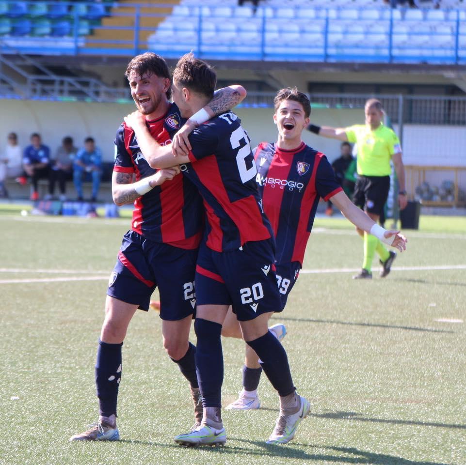 Serie D. Montevarchi con il Trestina. Terranuova Traiana a Poggibonsi Serie D. Montevarchi con il Trestina. Terranuova Traiana a Poggibonsi