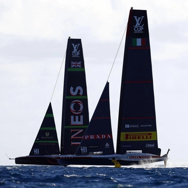 Finale Vuitton Cup: Luna Rossa rompe, Ineos avanti 4-3