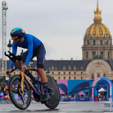Olimpiadi Parigi 2024, dal ciclismo la prima medaglia: Ganna argento a cronometro