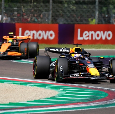 F1 Gp Imola 2024, Verstappen vince davanti a Norris. Ferrari: Leclerc terzo e Sainz quinto