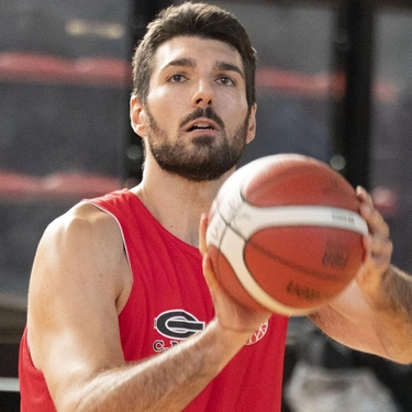 Basket serie B Nazionale: il club invita i tifosi al PalaRuggi. Filippini non ha dubbi:: "Andrea Costa, grande impatto»