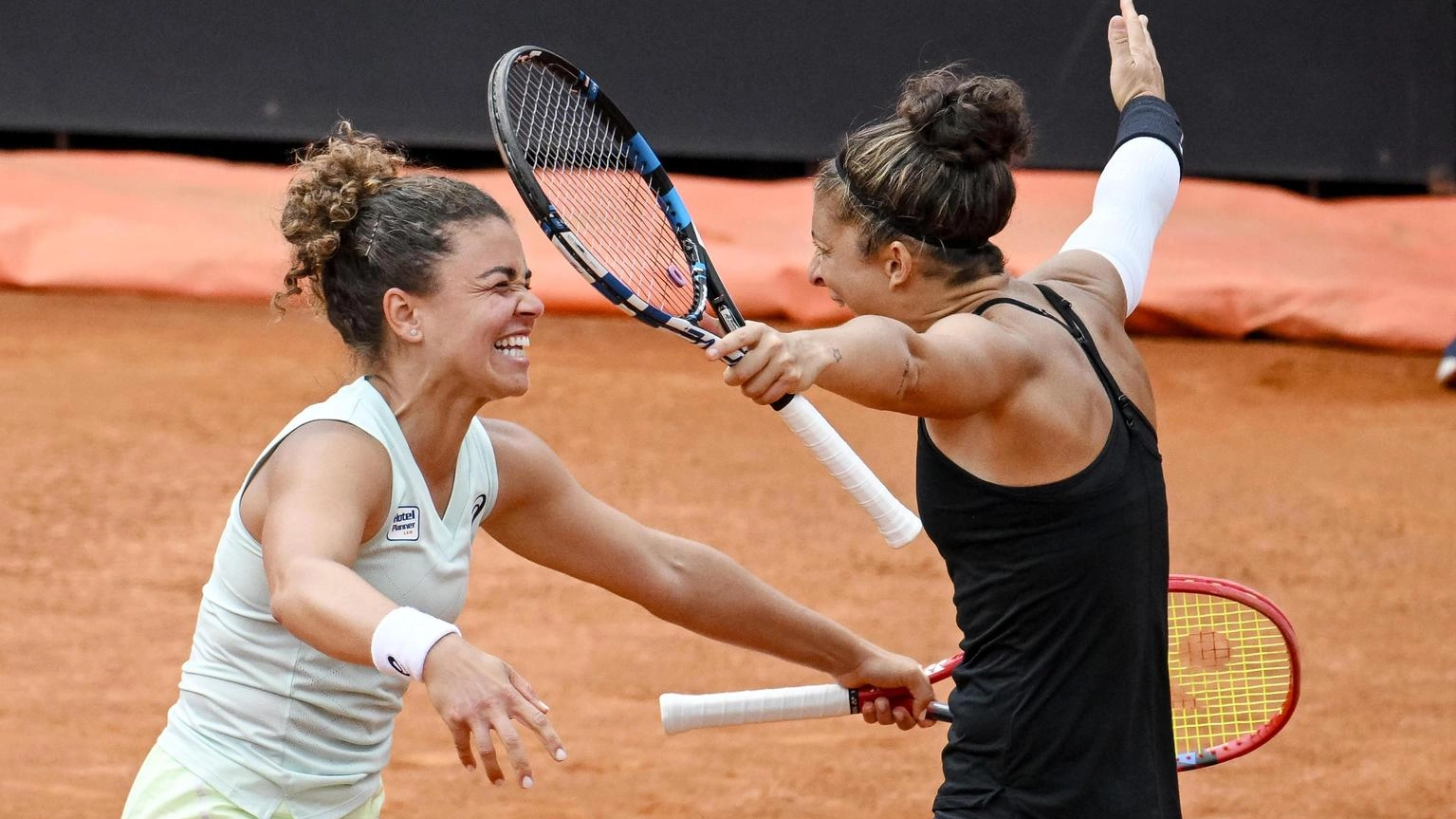 Roland Garros: doppio donne, Errani-Paolini volano ai quarti