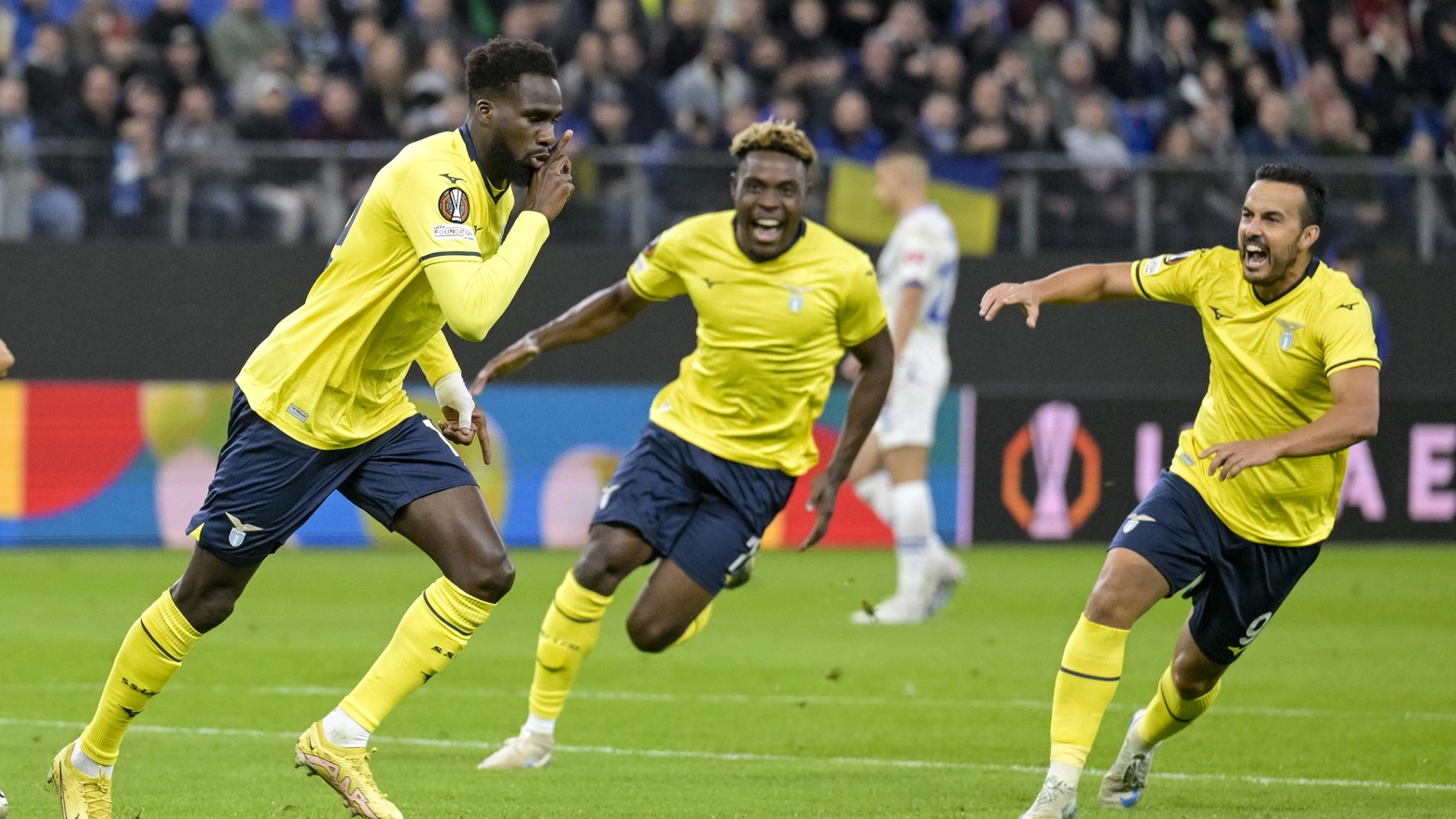 Boulaye Dia (a sinistra) ha realizzato cinque gol in sei partite con la Lazio