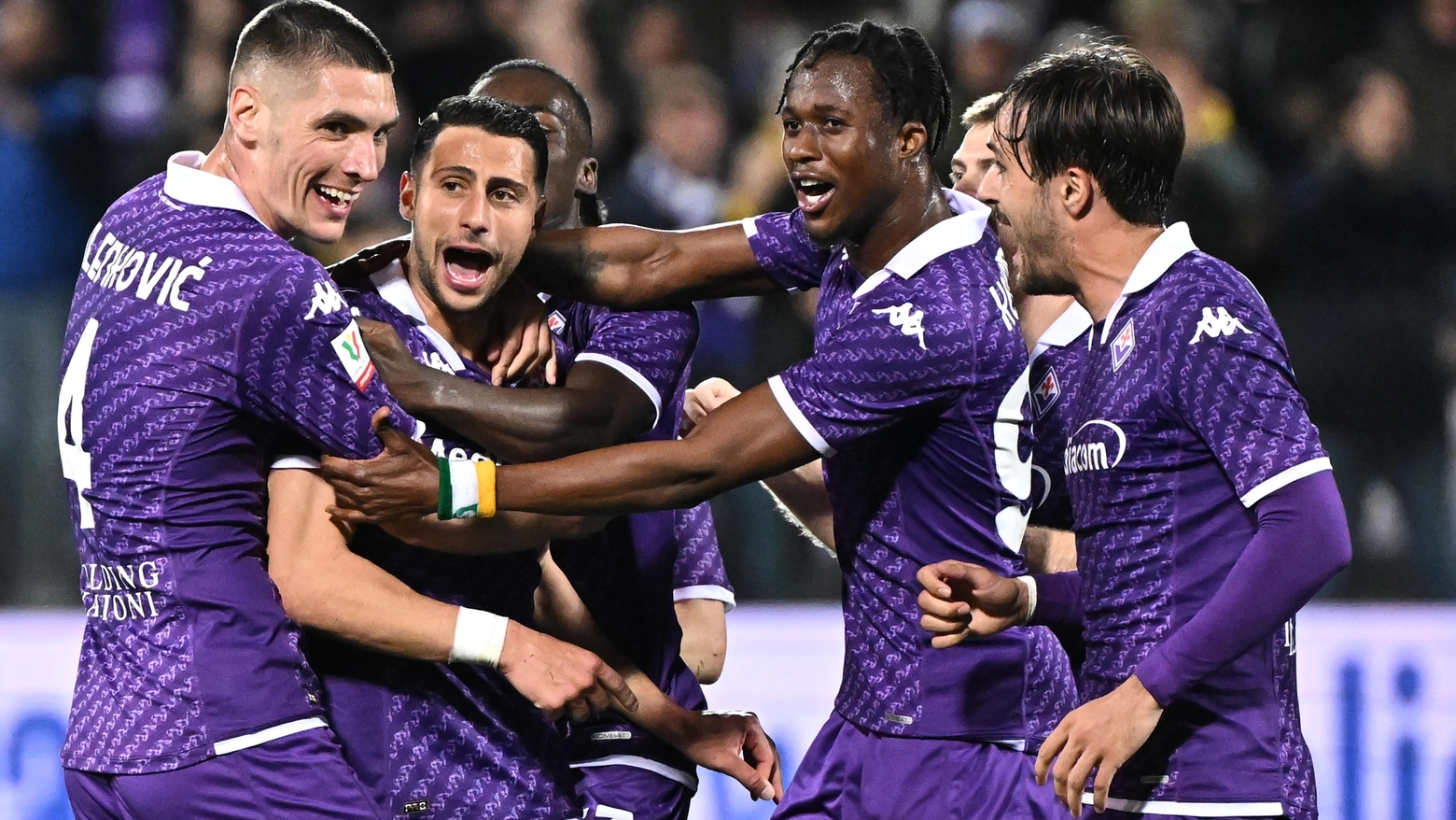 La festa dei giocatori della Fiorentina