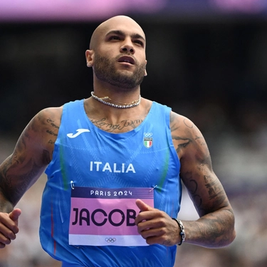 A che ora corre Jacobs oggi: l’orario esatto di semifinale e finale dei 100 metri