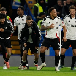 Fulham sorprende Chelsea: vittoria 2-1 a Stamford Bridge, Liverpool allunga