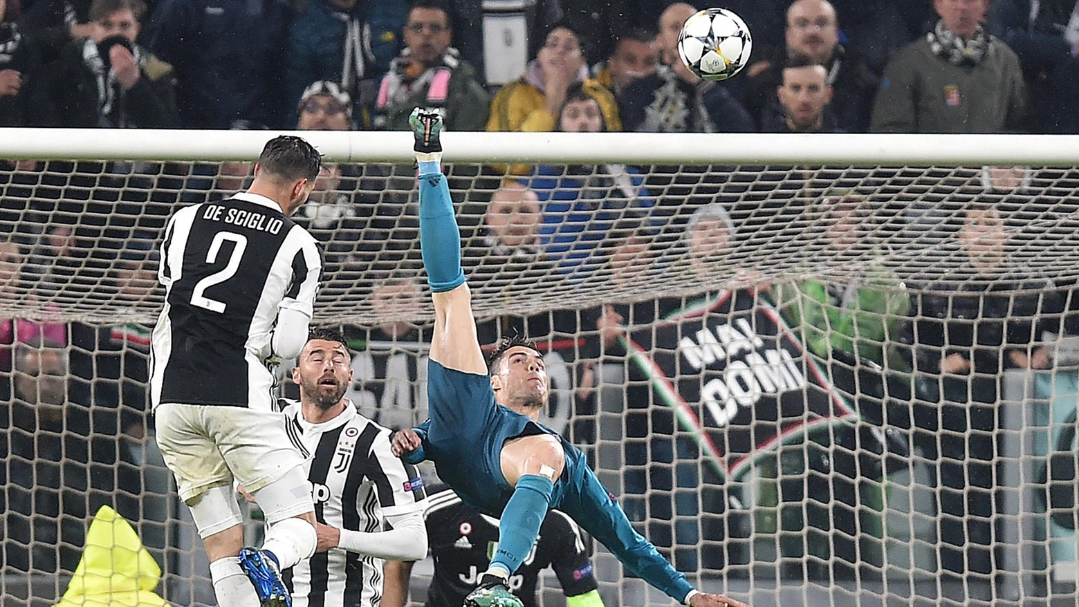 L'iconica rovesciata di Cristiano Ronaldo contro la Juventus durante i quarti di finale di Champions League