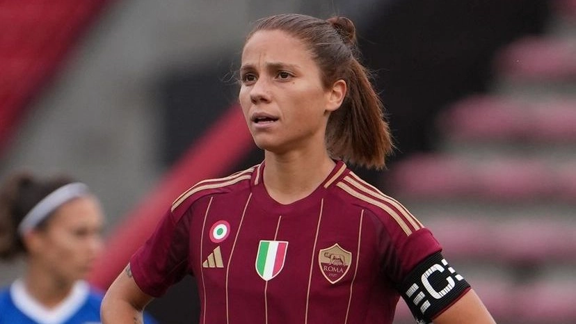 Manuela Giugliano è la prima calciatrice italiana candidata al Pallone d'Oro (Instagram)