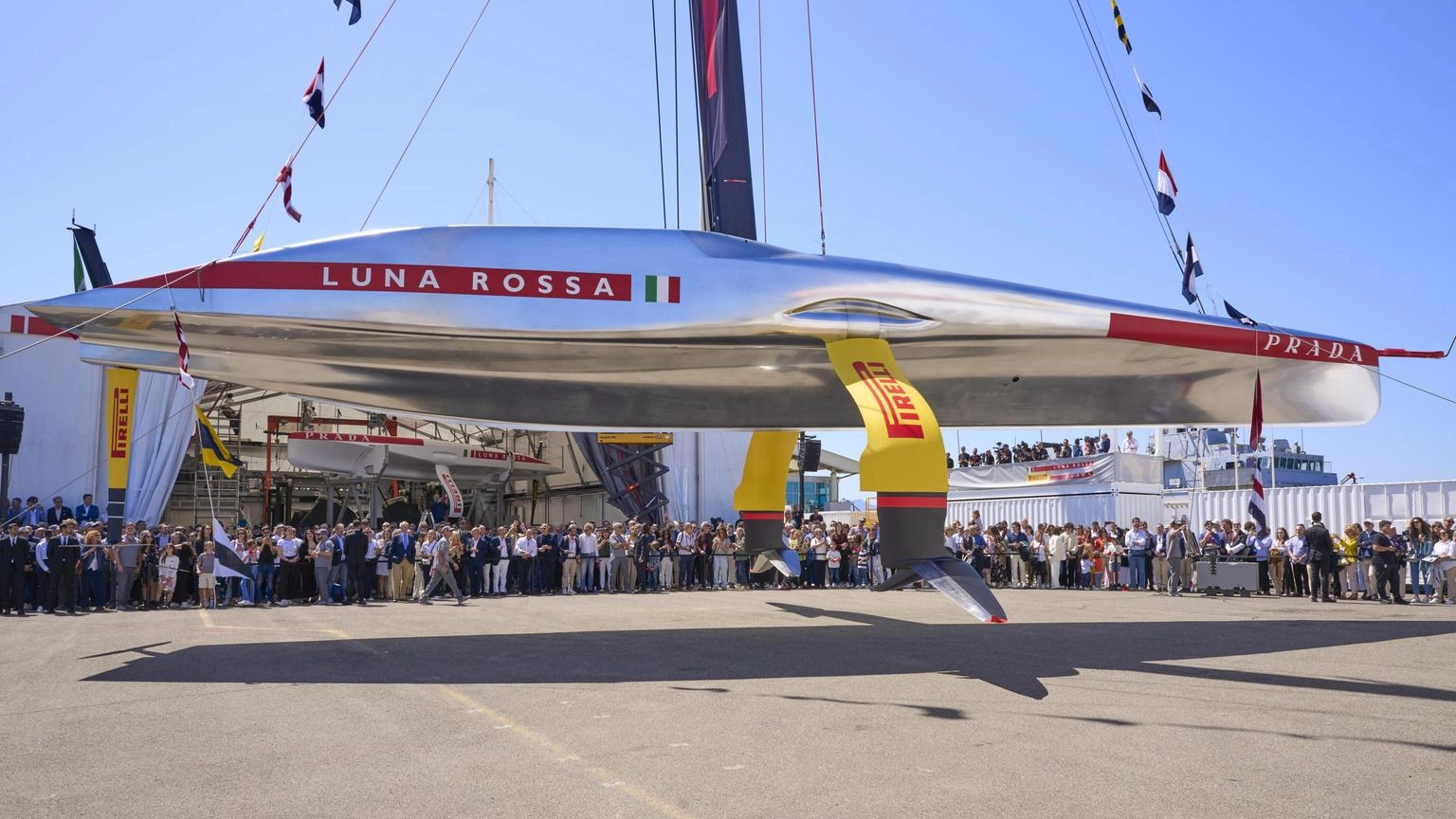 Ciclismo o windsurf, a bordo di Luna Rossa campioni altri sport