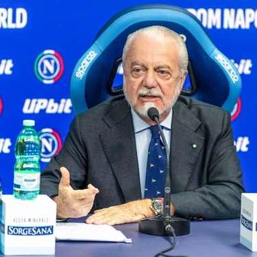 Napoli, le lacrime di De Laurentiis: "Venti anni gloriosi. E ora comincerà lo spettacolo"