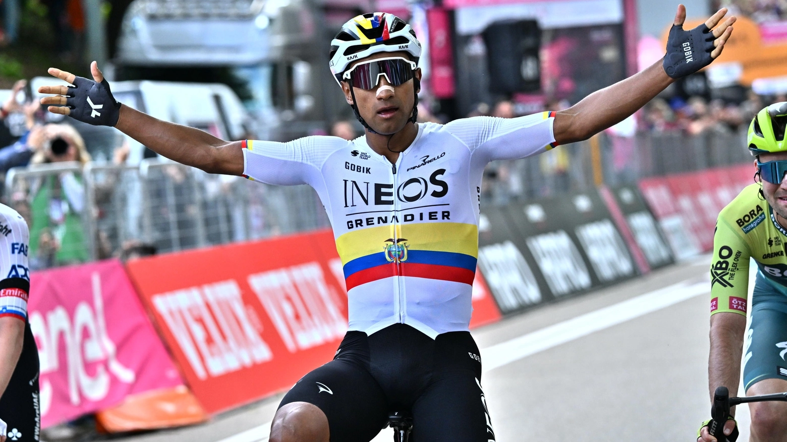 Jhonatan Narvaez ha vinto la prima tappa del Giro 2024