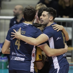 Consar Ravenna sfida Acicastello in crisi nel campionato di serie A2