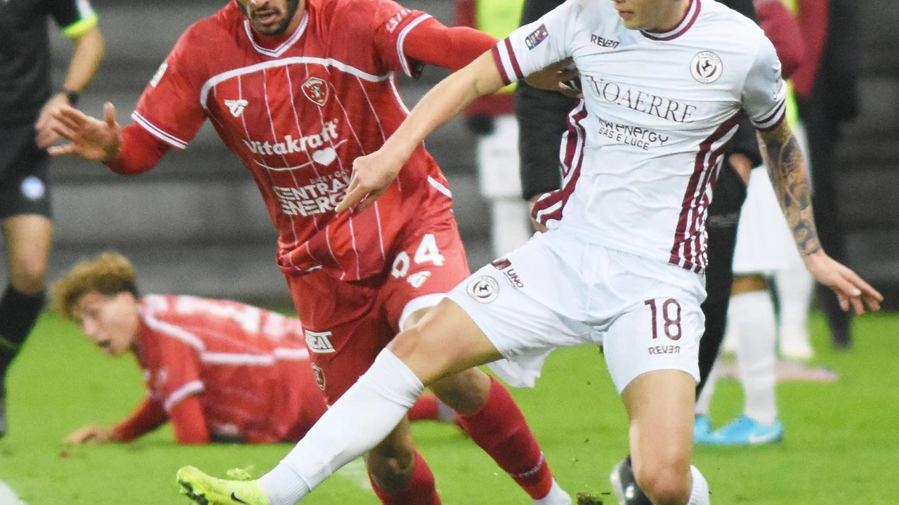 Mattia Damiani, 21 anni, durante il derby di Coppa