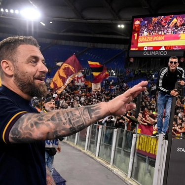 Roma, De Rossi: "Siamo costruiti per migliorare. Cristante? Solo una discussione"